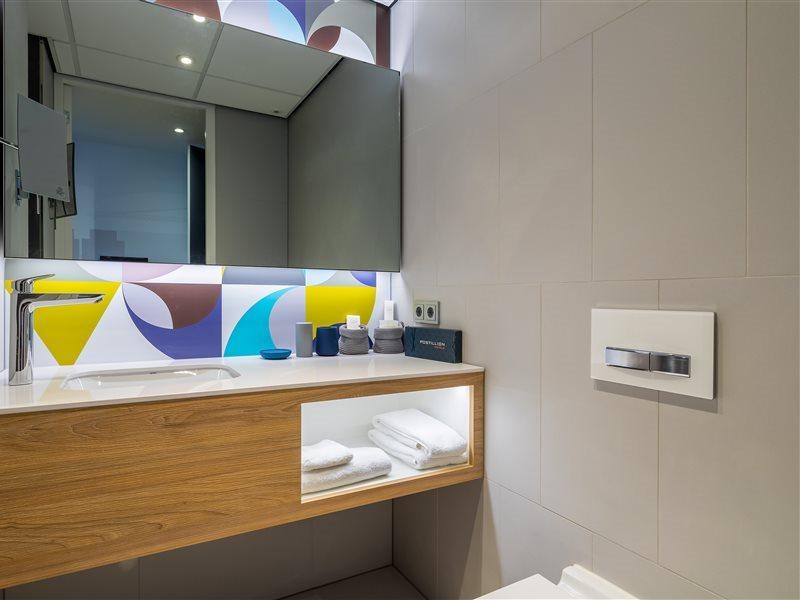 Postillion Hotel Wtc Роттердам Экстерьер фото